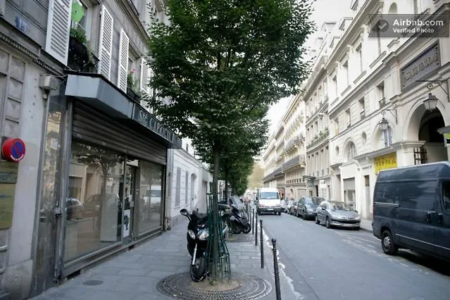 アパート Le Marais 3 Bedrooms Apt パリ フランス